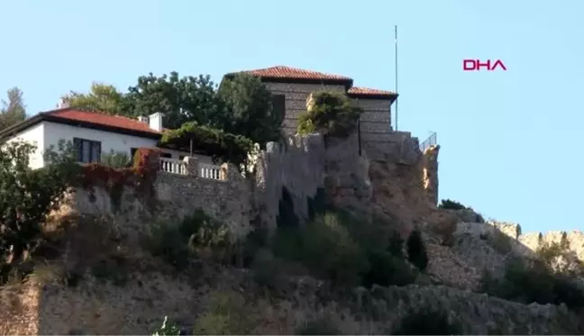 Antalya alanya kalesi'nde yıkıma neden olmakla suçlanan avusturyalı ifade verdi