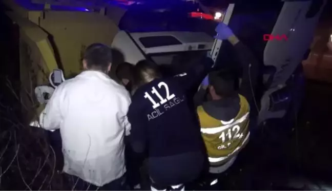 Tekirdağ'da kazaya müdahale eden polise otomobil çarptı 1'i polis, 2 kişi yaralandı