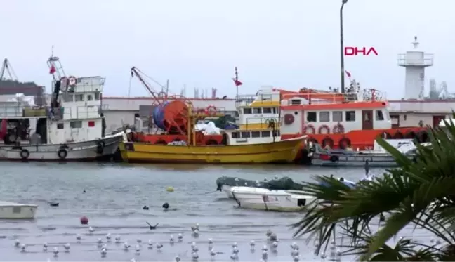 Tekirdağ'da balıkçılar fırtına nedeniyle denize açılamadı