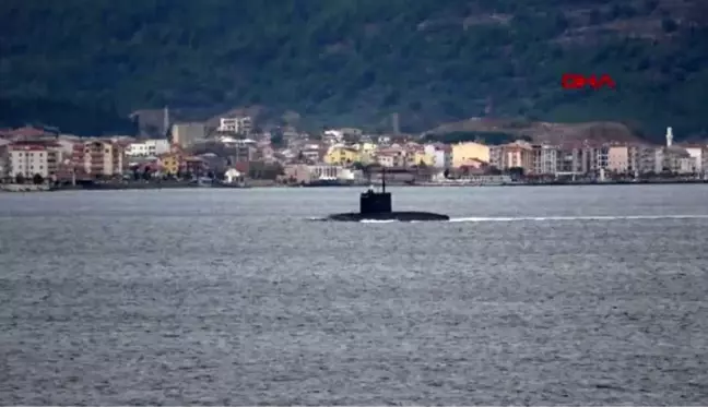 Çanakkale rus denizaltısı 'novorossiysk, akdeniz'e iniyor