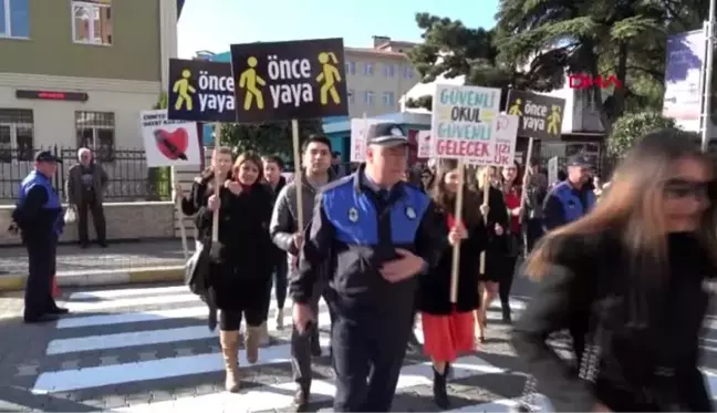 Edremit belediyesi yaya güvenliğine dikkat çekti