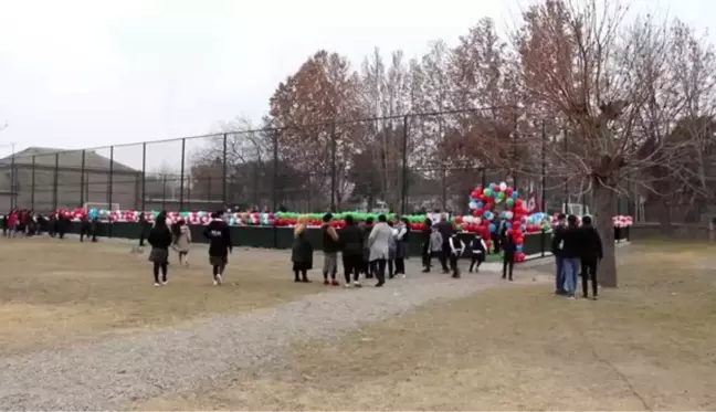 TİKA'dan Gürcistan'da çocuklara futbol sahası