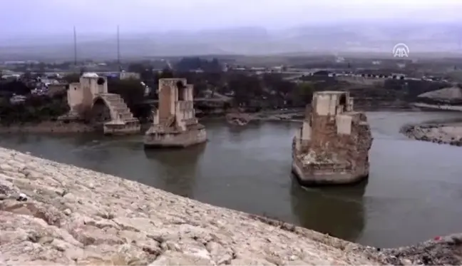 Hasankeyf'teki 609 yıllık Er- Rızk Camisi'nin ana gövdesi taşındı