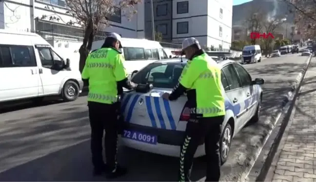 Batman trafik polisi, eşine ceza yazdı