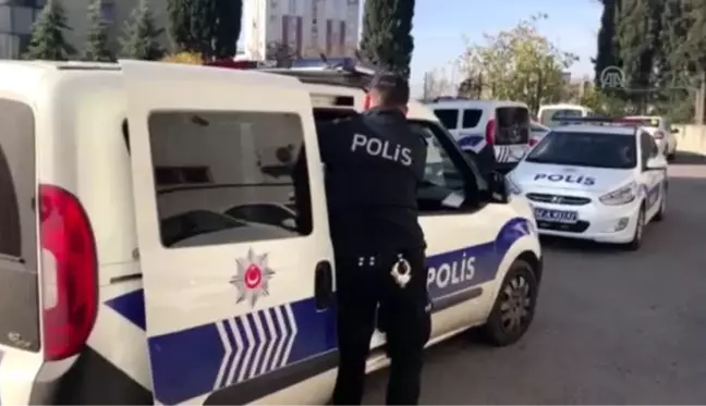 Eşini 17 yerinden bıçaklayan zanlı, özel ekip tarafından yakalandı