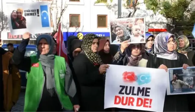 Çin'in Doğu Türkistan politikaları protesto edildi