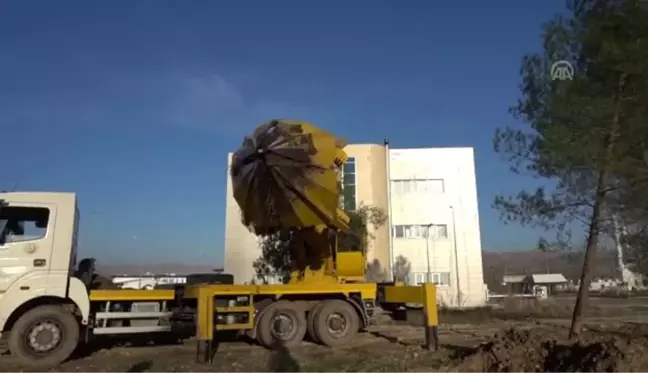 Baraj havzasında kalan ağaçlar üniversite yerleşkesine naklediliyor