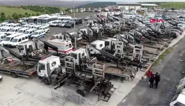 Otoparklara toplanan istanbul trafik vakfı çekicileri havadan görüntülendi