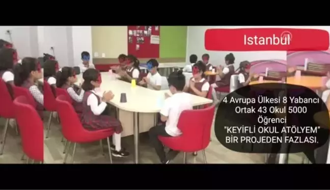 Küçük eller geleceklerini 