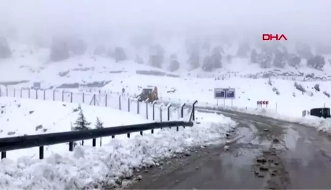 Antalya'nın yüksek ilçelerinde kar yağışı