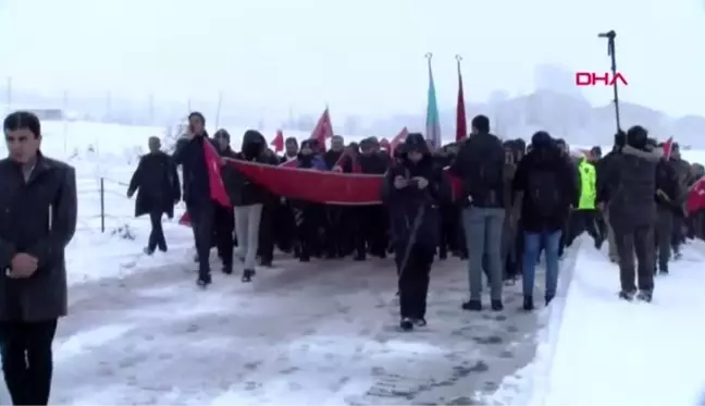 Elazığ şehit polis memuru fethi sekin, kabri başında anıldı