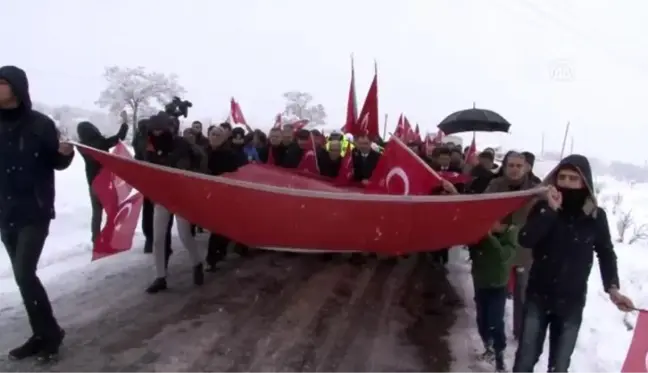 Şehit polis Fethi Sekin kabri başında anıldı