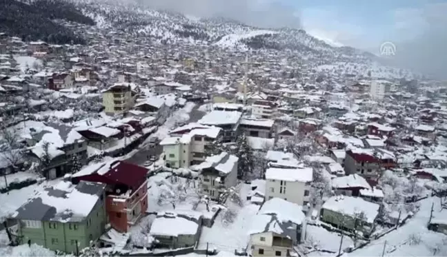 Yaylalar beyaza büründü