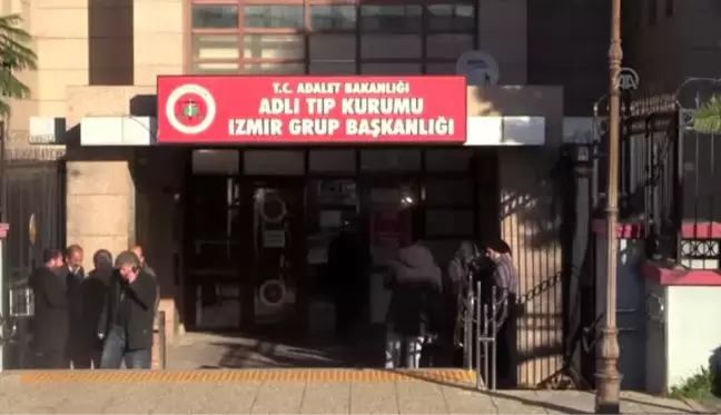 Organ naklinden sonra hayatını kaybeden hastanın ailesi otopsiyi bekliyor