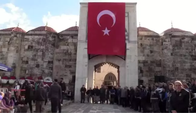 Şehit Astsubay Çavuş Sinan Köse, son yolculuğuna uğurlandı (2)