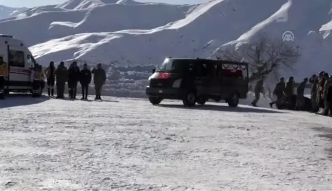 Şehit askerler için tören düzenlendi