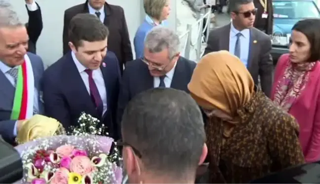 Emine Erdoğan Cezayir'de bilgisayar laboratuvarı açtı