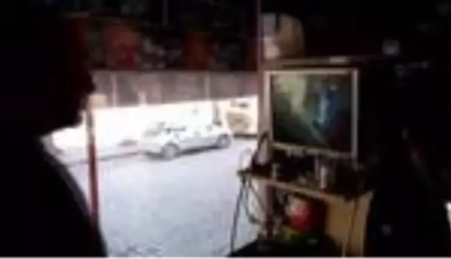 Kırsal mahalleye inen domuz sürüsü iş yerleri ve evlere girdi (2)