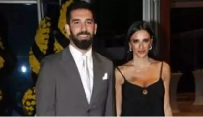 Arda Turan ve Aslıhan Doğan çiftinin ikinci bebeklerine vereceği isim belli oldu