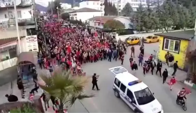 Şehit Halil İbrahim Akkaya'nın memleketinde Bahar Kalkanı Harekatı'na destek yürüyüşü