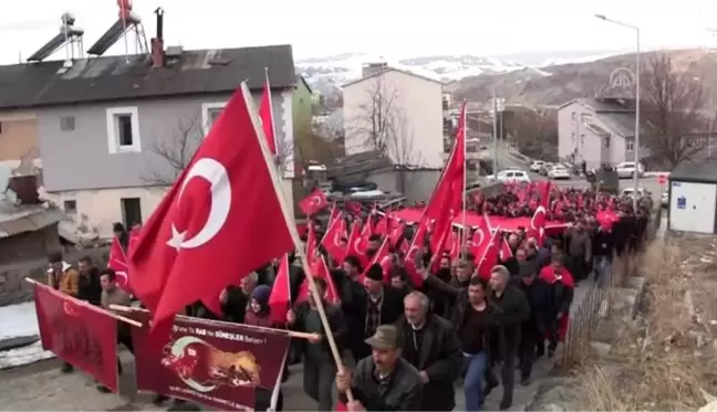 Türkiye Mehmetçik için tek yürek oldu