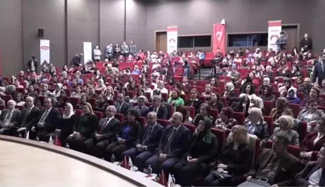 Diyanet İşleri Başkan Yardımcısı Huriye Martı'dan kadın hakları uyarısı