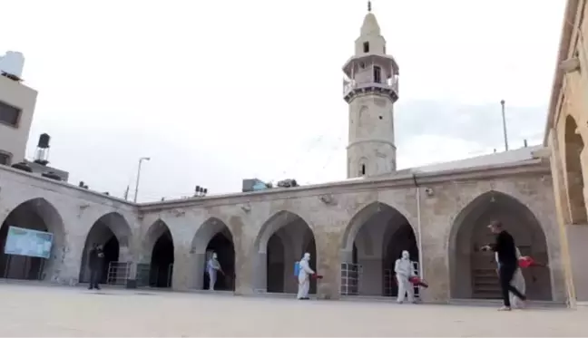 Gazze'de koronavirüsle mücadele kapsamında dezenfekte çalışmaları hız kazandı