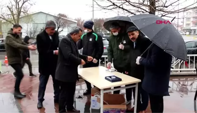 ERZİNCAN Kaymakam Baştürk'ün cenazesinde maskeli tedbir