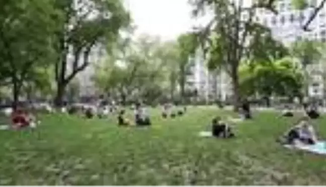 Madison Sqaure Park'ta 'sosyal mesafe' çemberi - NEW