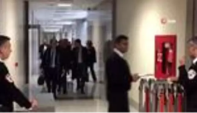 Enis Berberoğlu gözaltına alındı