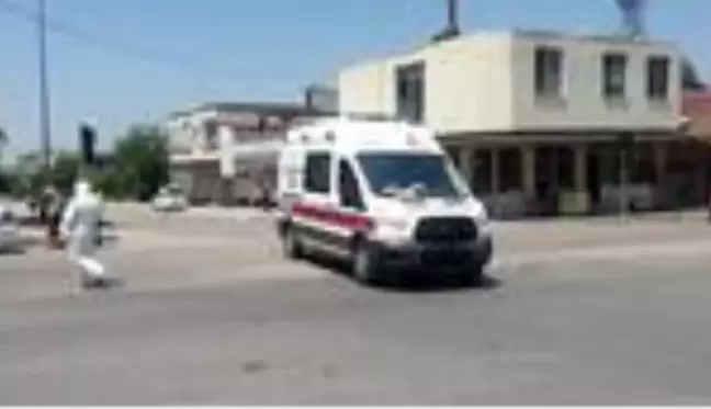 Ambulans ile otomobil çarpıştı: 2 yaralı