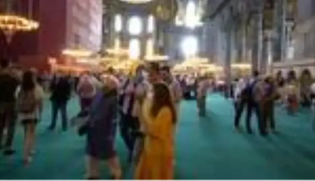 Ayasofya-i Kebir Cami-i Şerifi'ne ziyaretler devam ediyor - Vatandaş röportajları