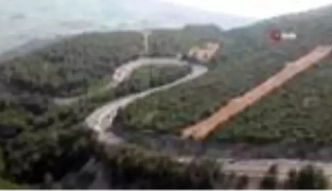 Tatilcilerin dönüş çilesi...Binlerce araç, kilometrelerce kuyruk oluşturdu