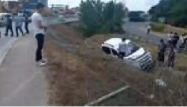 Son dakika haberleri... Ataşehir'de trafik kazası: 3 yaralı