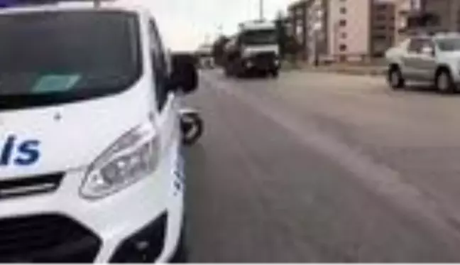 Kulu'da kamyonete arkadan çarpan motosikletin sürücüsü yaralandı