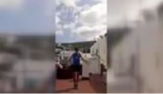 Atletizm ve futbol tutkunu Mert'e babası antrenör, terasları antrenman sahası oldu