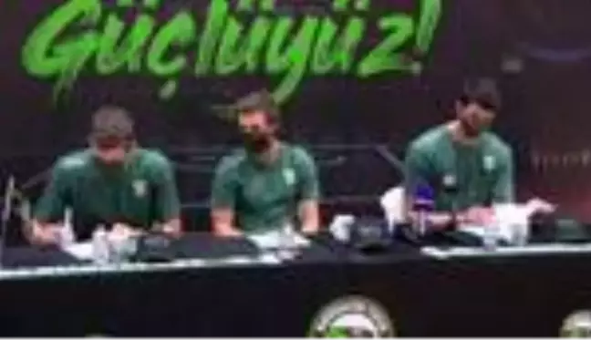 Darüşşafaka Tekfen'de 3 oyuncu sözleşme yeniledi