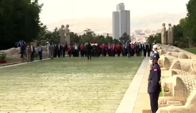 Yargıtay üyelerinden adli yıl açılışı dolayısıyla Anıtkabir'e ziyaret