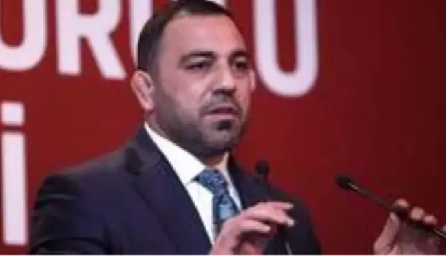 İzmir Göztepe ile İstanbul Göztepe'yi birbirine karıştıran Hamza Yerlikaya sosyal medyanın diline düştü