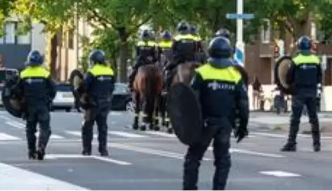 Hollanda'da çok sayıda polisin uyuşturucu kaçakçıları ile işbirliği yaptığı ortaya çıktı