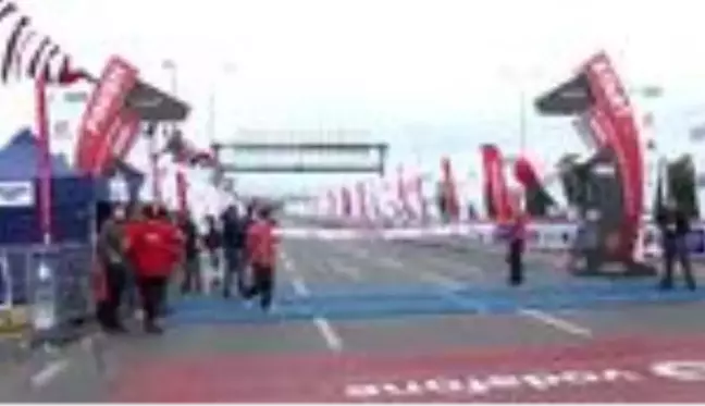 İstanbul Yarı Maratonu koşuldu