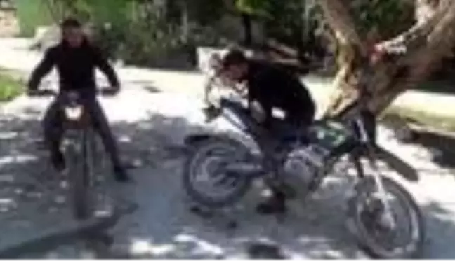 (Özel) Hakkarili genç, motokros yarışlarına katılmak istiyor