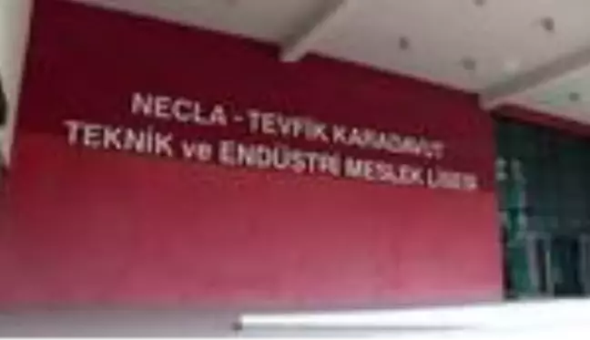 İzmirli meslek lisesi öğretmenleri 