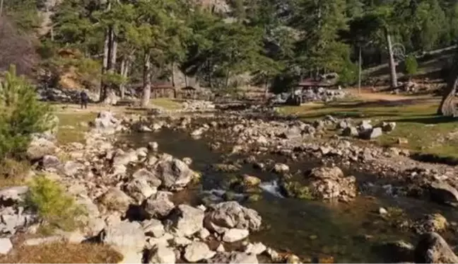 Başpınar Tabiat Parkı ve Sorgun Göleti doğal güzelliğiyle hayran bırakıyor