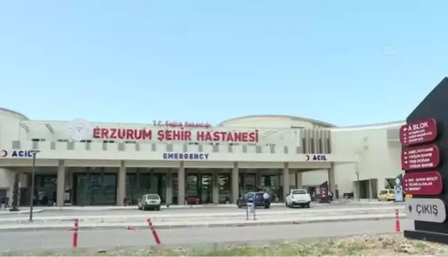 Tandıra düşmesi sonucu vücudunda yanık oluşan minik Havva tedaviye alındı