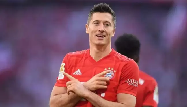 Yılın en iyi futbolcusu Bayern Münih'li Robert Lewandowski oldu