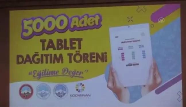 Belediyelerden eğitime 5 bin tablet desteği