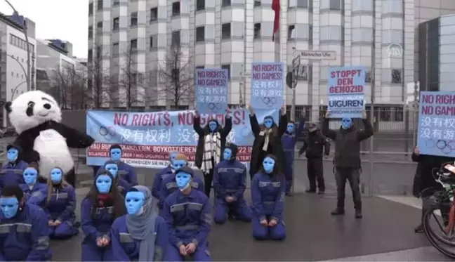 Çin'in Uygurlara yönelik baskı politikaları protesto edildi