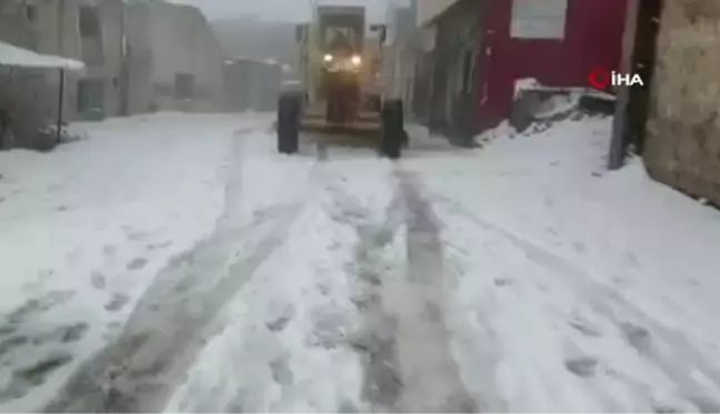 Mardin Büyükşehir Belediyesi'nden karla mücadele çalışmaları