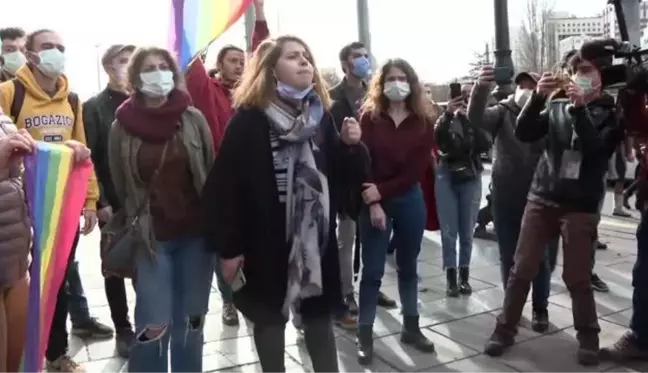 Boğaziçi Üniversitesindeki olaylara destek için düzenlenen izinsiz gösteride 69 kişi gözaltına alındı